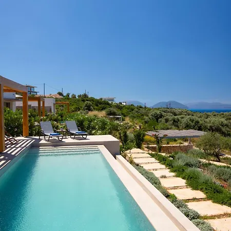 Elyane Βίλα Βασιλική